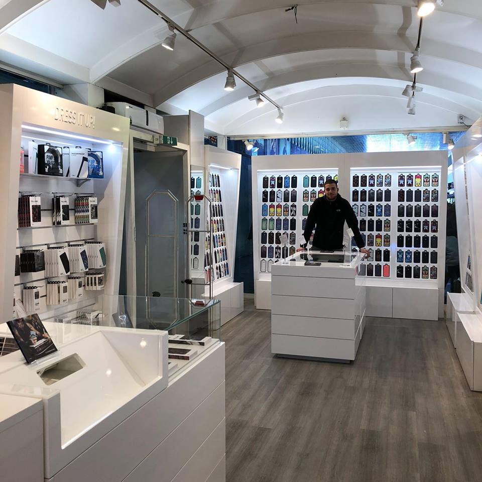 Punto vendita cover, Roma Termini