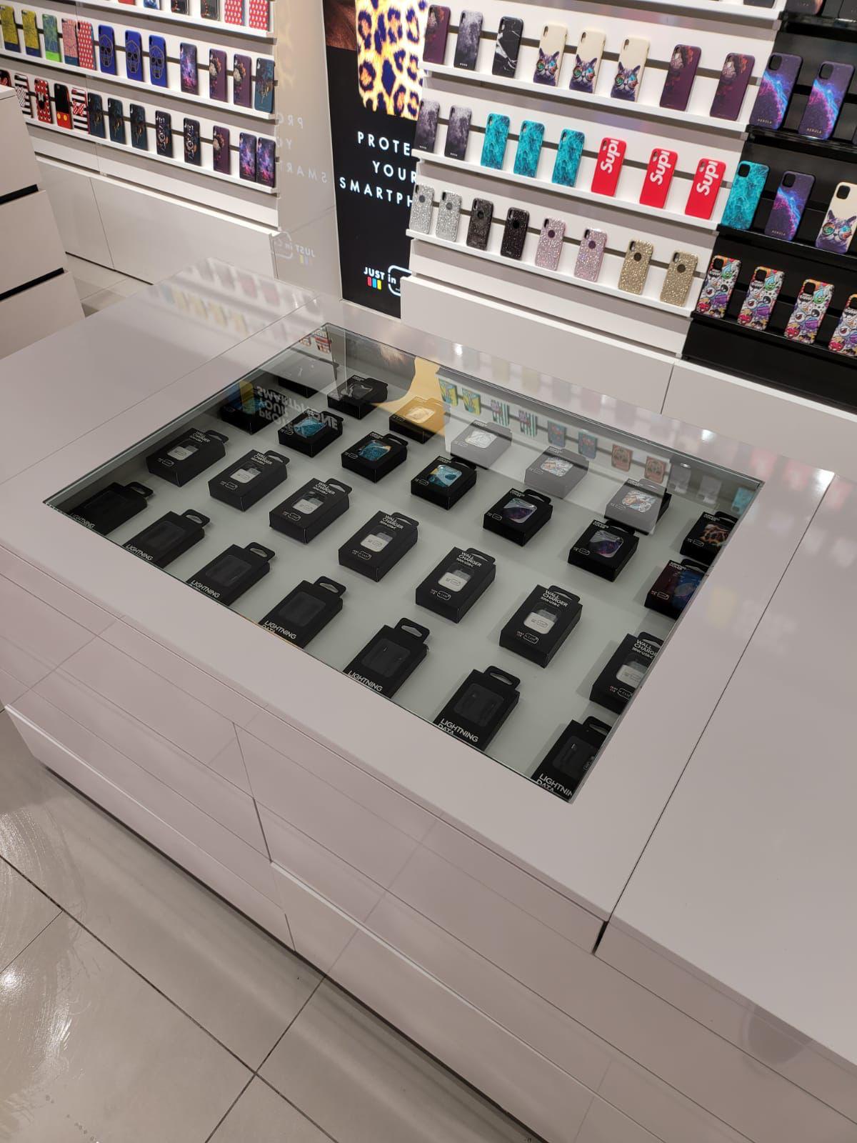 Punto vendita Just in Case, Nave de Vero Venezia