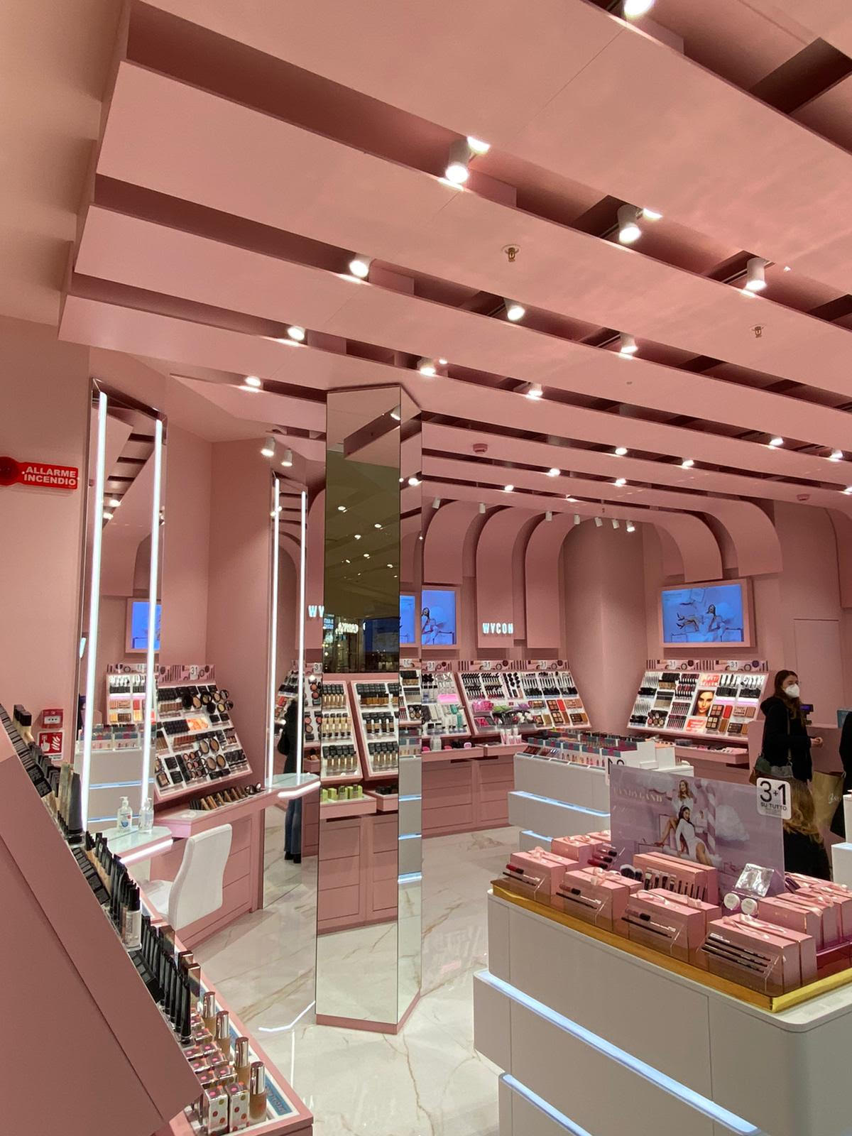 Cosmesi Centro Comm. Fiordaliso, Rozzano