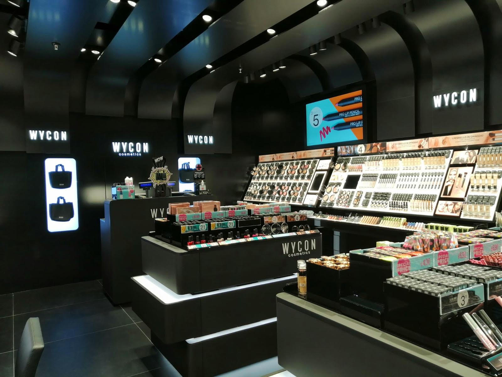 Cosmesi Centro Comm. Lario, Tavernola (Co)